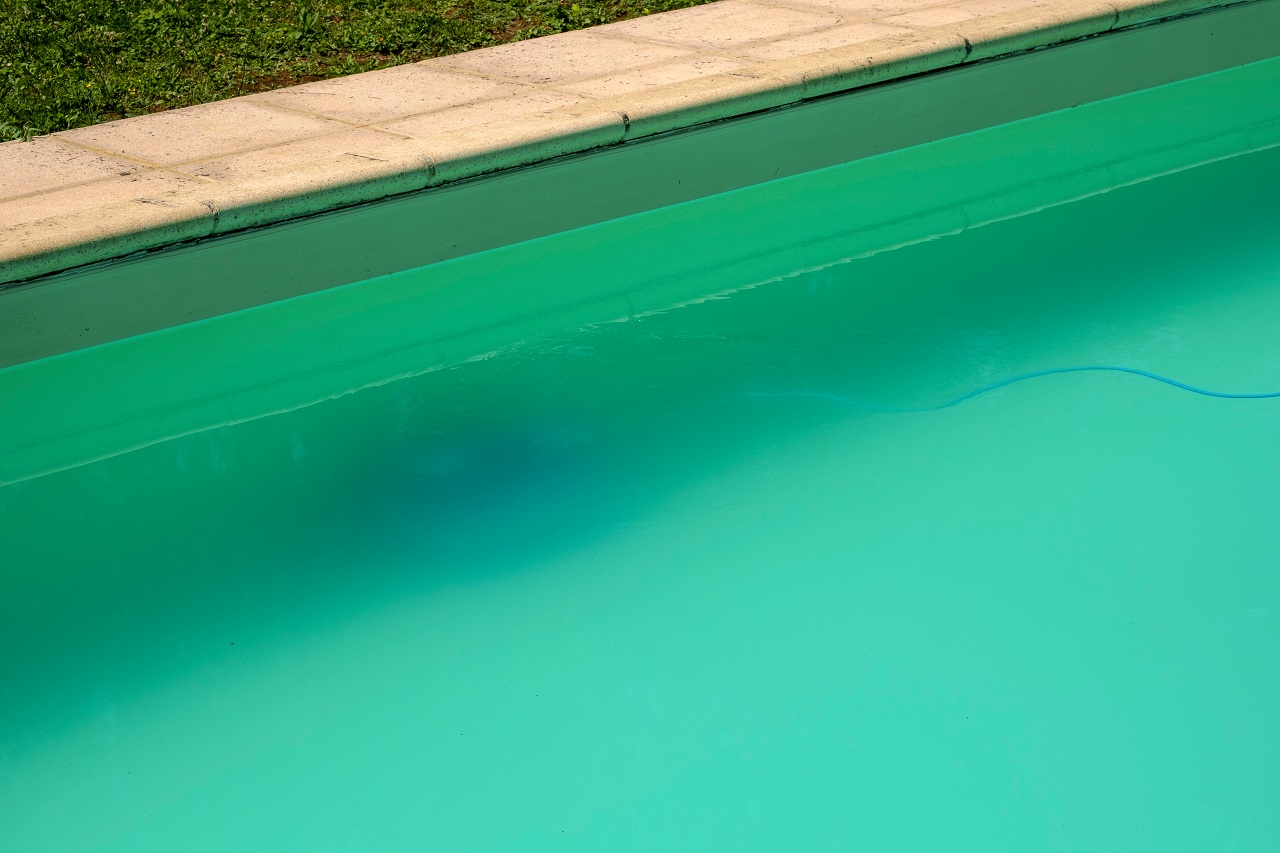 How to Clear a Cloudy Pool