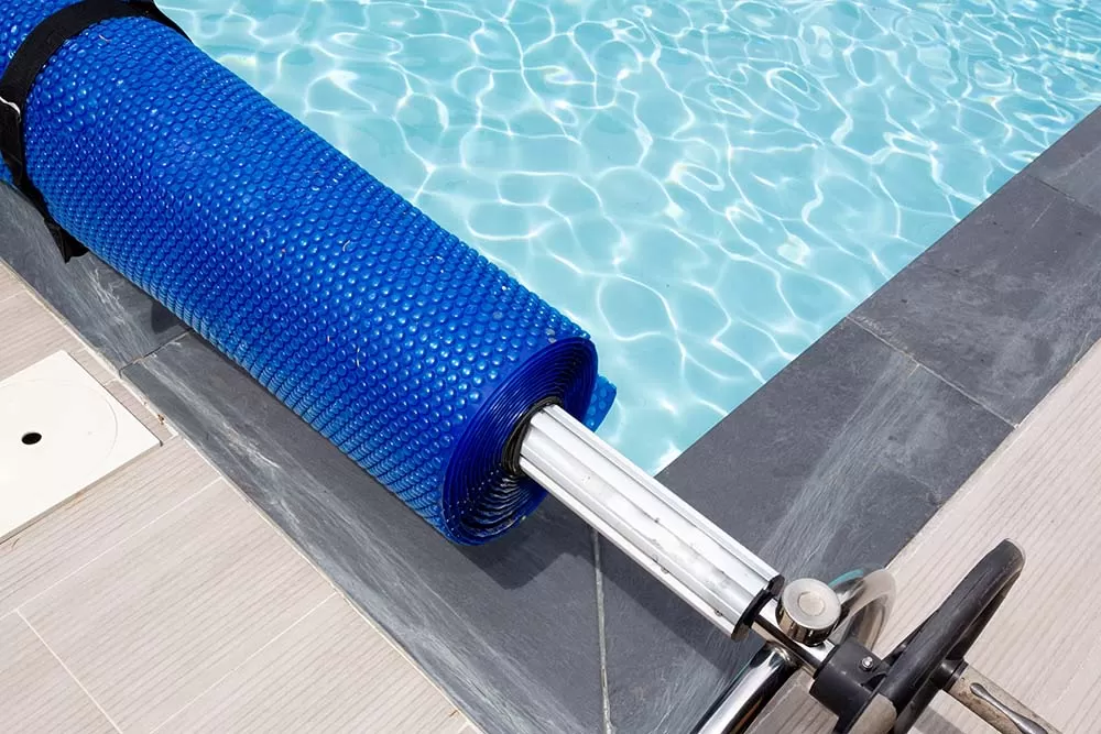 Pool Cover to Heat Pool